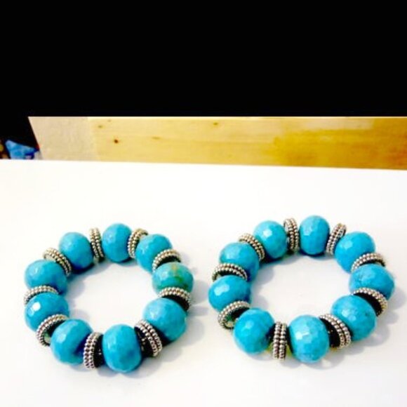 R.J. Graziano 2-Piece Faux Turquoise Stretch Bracelet 7-1/2" - Picture 3 of 4